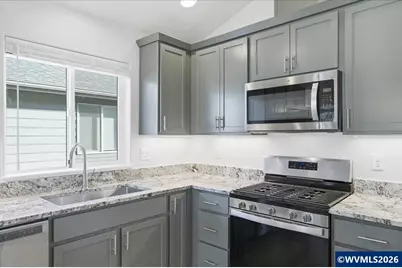 2046 SE Academy St, Dallas, OR 97338 - Photo 18