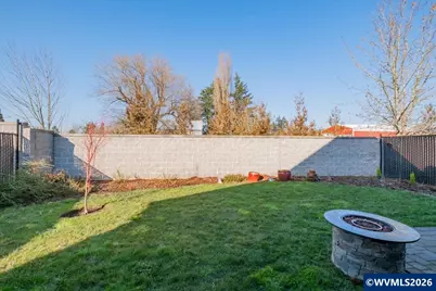 2046 SE Academy St, Dallas, OR 97338 - Photo 46