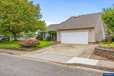 5219 Spring Leaf Ct N, Keizer, OR 97303 - Photo 2