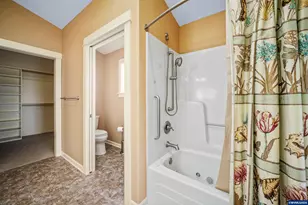 736 SE St Andrews Ln, Dallas, OR 97338 - Photo 30