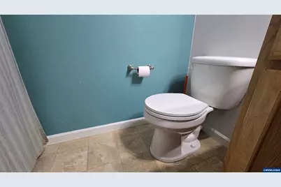 1840 Lyon St SW, Albany, OR 97322 - Photo 36