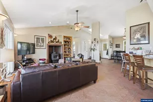 1110 Reuben Boise Rd, Dallas, OR 97338 - Photo 8