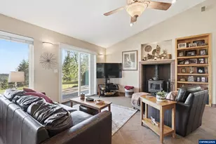 1110 Reuben Boise Rd, Dallas, OR 97338 - Photo 10