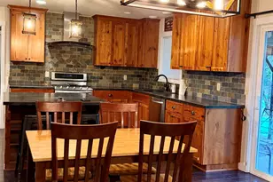 435 14th St, Lyons, OR 97358 - Photo 2