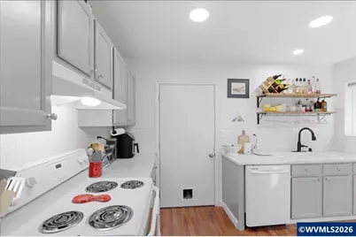 3195 NE Flintlock Pl, Corvallis, OR 97330 - Photo 8