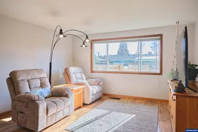 268 Dorcas Dr N, Keizer, OR 97303 - Photo 6