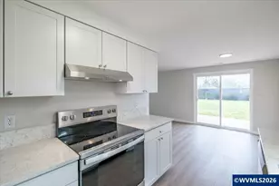 3625 Tudor Wy SE, Albany, OR 97322 - Photo 8