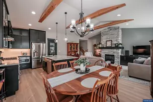 494 Troon Ave, Woodburn, OR 97071 - Photo 8