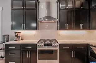 494 Troon Ave, Woodburn, OR 97071 - Photo 10