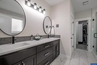 494 Troon Av, Woodburn, OR 97071 - Photo 22