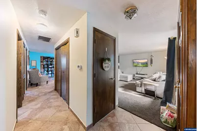 465 Flint Ridge St SE, Salem, OR 97306 - Photo 6