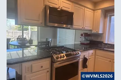1405 Independence Av, Woodburn, OR 97071 - Photo 8