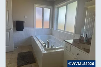 1405 Independence Av, Woodburn, OR 97071 - Photo 12