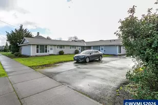 271 SE Washington St, Dallas, OR 97338 - Photo 2