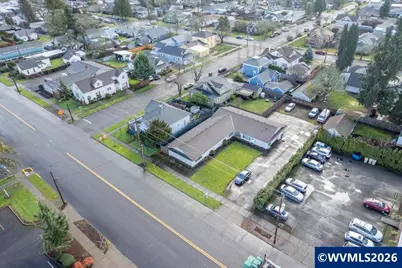 271 SE Washington St, Dallas, OR 97338 - Photo 4