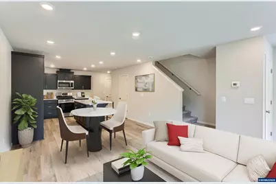 2402 Sawtelle Dr, Woodburn, OR 97071 - Photo 8