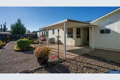 610 Vaughan #63 Ln, Lebanon, OR 97355 - Photo 2