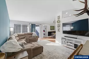 701 SE Juniper Ave, Dallas, OR 97338 - Photo 6