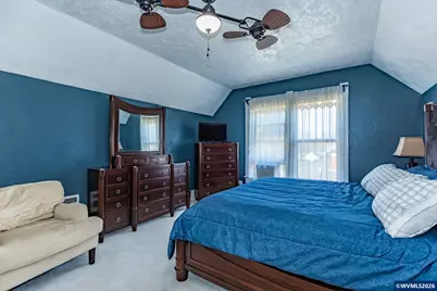 488 S 2nd St, Lebanon, OR 97355 - Photo 6