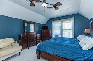 488 S Second St, Lebanon, OR 97355 - Photo 6