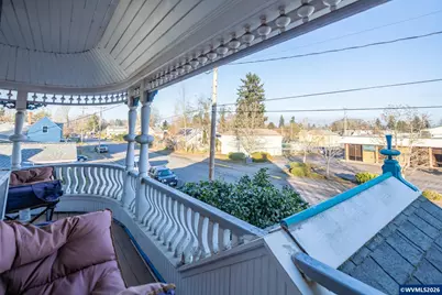 488 S 2nd St, Lebanon, OR 97355 - Photo 32