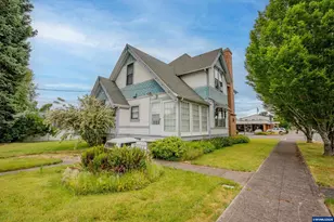 488 S Second St, Lebanon, OR 97355 - Photo 2