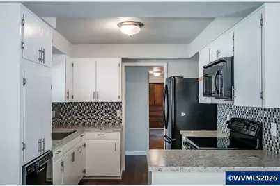 2803 Columbus St SE, Albany, OR 97322 - Photo 6