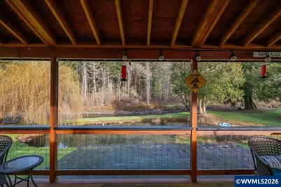 42801 Island Inn Dr, Lebanon, OR 97355 - Photo 8