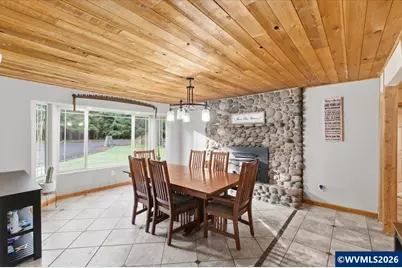 42801 Island Inn Dr, Lebanon, OR 97355 - Photo 8