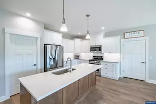 551 SE Arbor St, Sublimity, OR 97385 - Photo 8