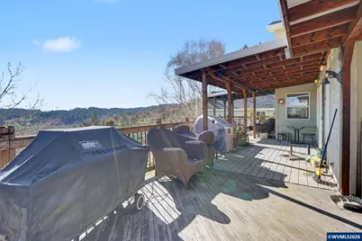 2415 SW Oakwood Dr, Dallas, OR 97338 - Photo 42