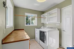 2415 SW Oakwood Dr, Dallas, OR 97338 - Photo 12