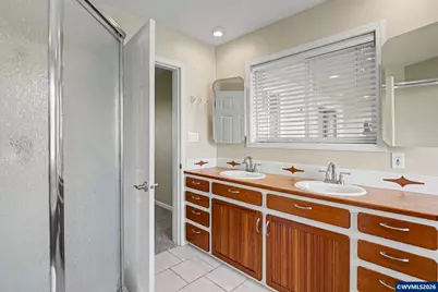 2415 SW Oakwood Dr, Dallas, OR 97338 - Photo 20