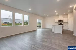 4945 Dilling Ave NE, Salem, OR 97301 - Photo 6