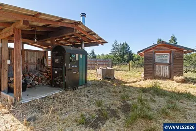 39038 Griggs Dr, Lebanon, OR 97355 - Photo 28