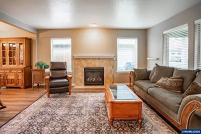 361 W Jadon Dr, Lebanon, OR 97355 - Photo 14