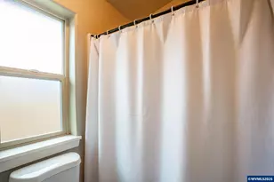 361 W Jadon Dr, Lebanon, OR 97355 - Photo 18