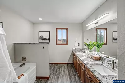 3586 Cherokee Dr S, Salem, OR 97302 - Photo 36