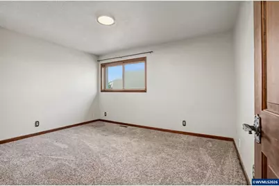 3586 Cherokee Dr S, Salem, OR 97302 - Photo 34