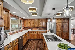 3586 Cherokee Dr S, Salem, OR 97302 - Photo 22