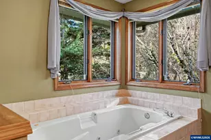 6783 Rippling Brook Dr SE, Salem, OR 97317 - Photo 28