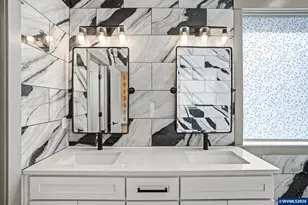 1375 Titan Dr NW, Salem, OR 97304 - Photo 20