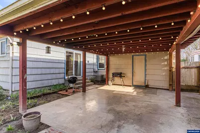 1895 20th St NE, Salem, OR 97301 - Photo 32