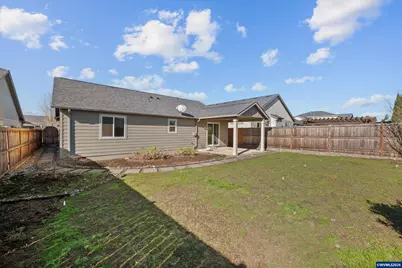 578 SE Lines St, Dallas, OR 97338 - Photo 24