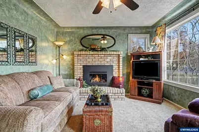 2243 32nd Av NE, Salem, OR 97301 - Photo 10