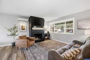 241 NE Azalea Dr, Corvallis, OR 97330 - Photo 6