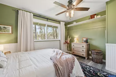 241 NE Azalea Dr, Corvallis, OR 97330 - Photo 22