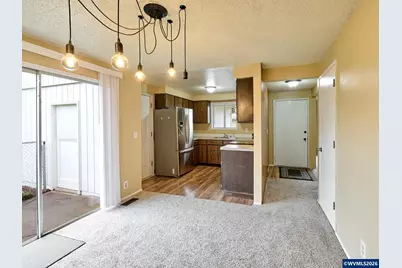 1106 Royalty Dr NE, Salem, OR 97301 - Photo 8