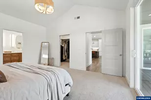 2049 SE Arrowwood Ave, Dallas, OR 97338 - Photo 22