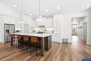 2049 SE Arrowwood Ave, Dallas, OR 97338 - Photo 12